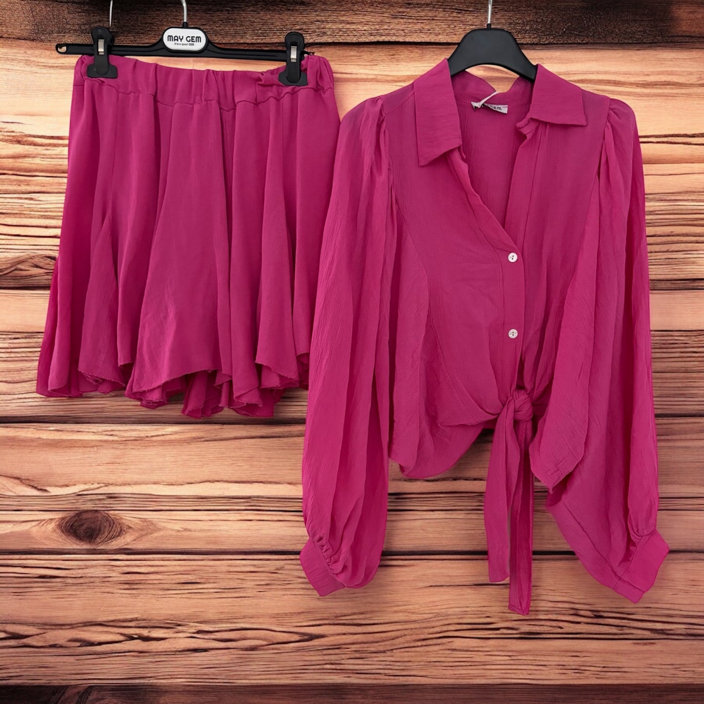 Bluse und Hosenrock