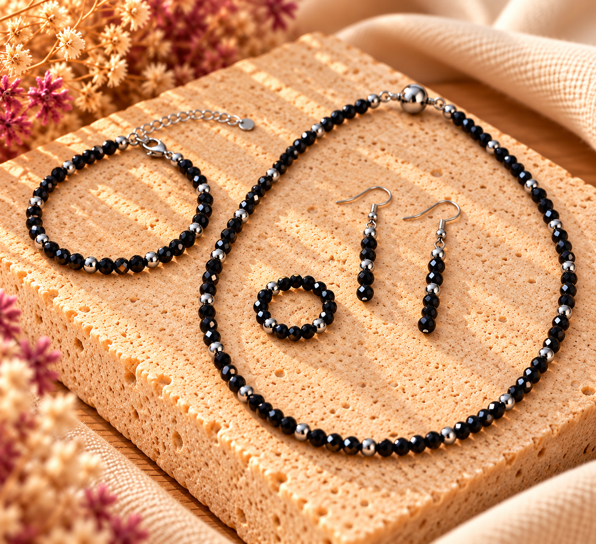 Schmuckset – Facettierter Obsidian mit silberfarbenen Edelstahldetails