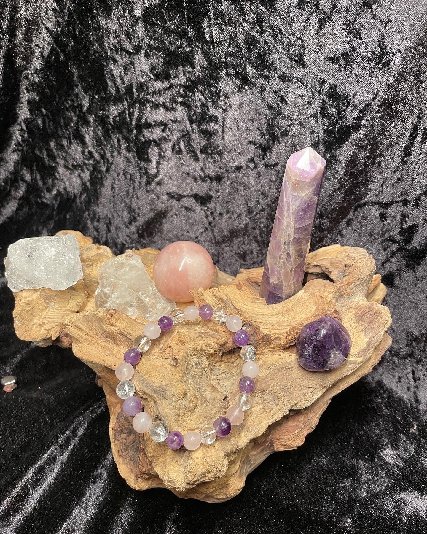 Edelstein Amethyst, Bergkristall, Rosenquarz/ goldenes Dreieck