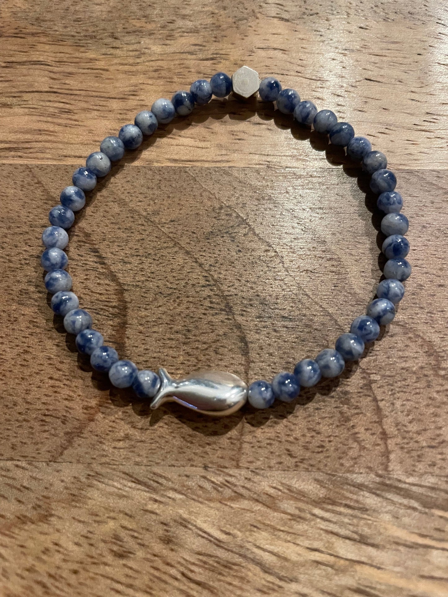 Edelstein Sodalit Armband mit Fisch