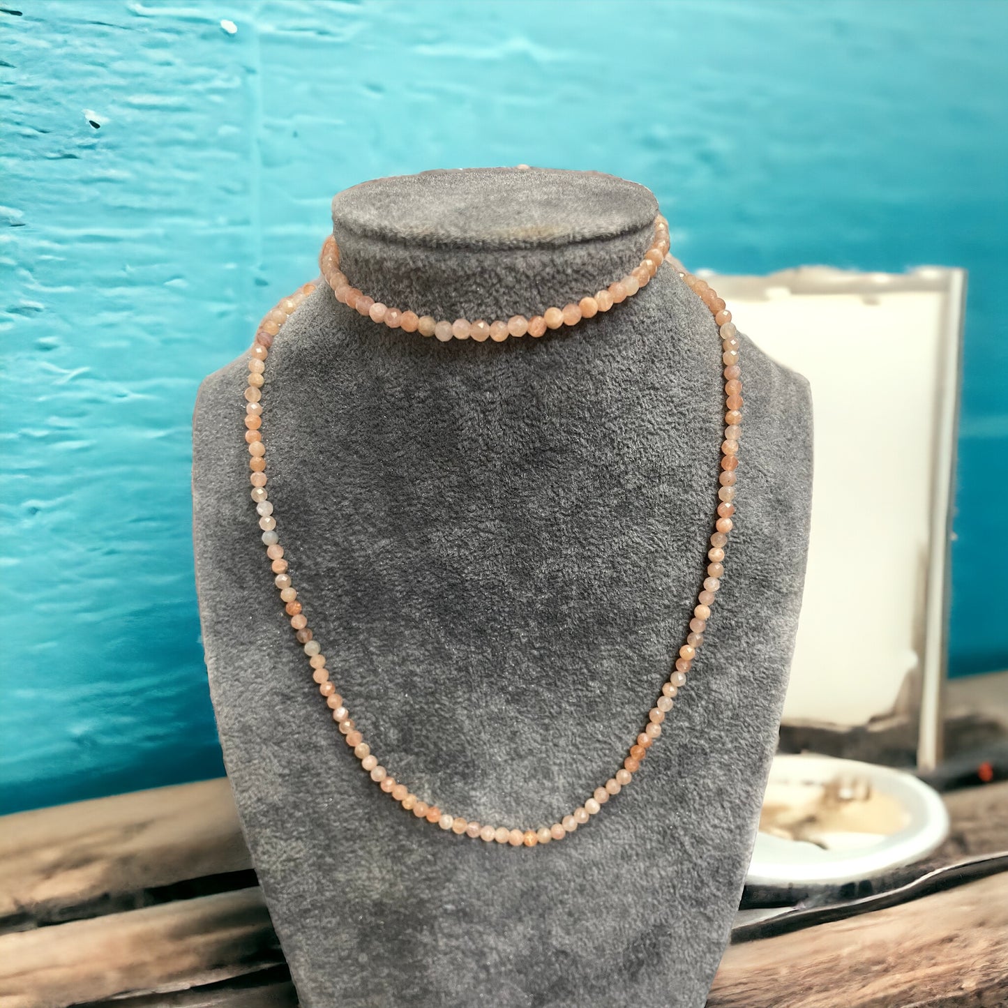 Edelstein Mondstein Weiss facettiert Kette und Armband Set