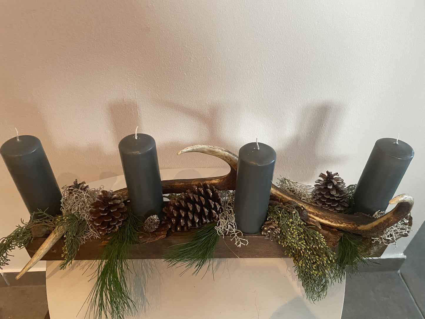 Weihnachten Deko Adventsgesteck mit Hirschgeweih