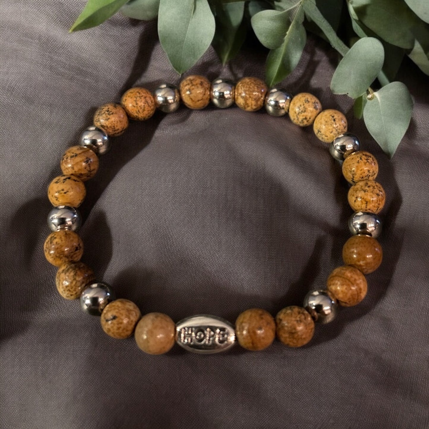 Edelstein Landschaftsjaspis Armband mit „Hope“ Detail
