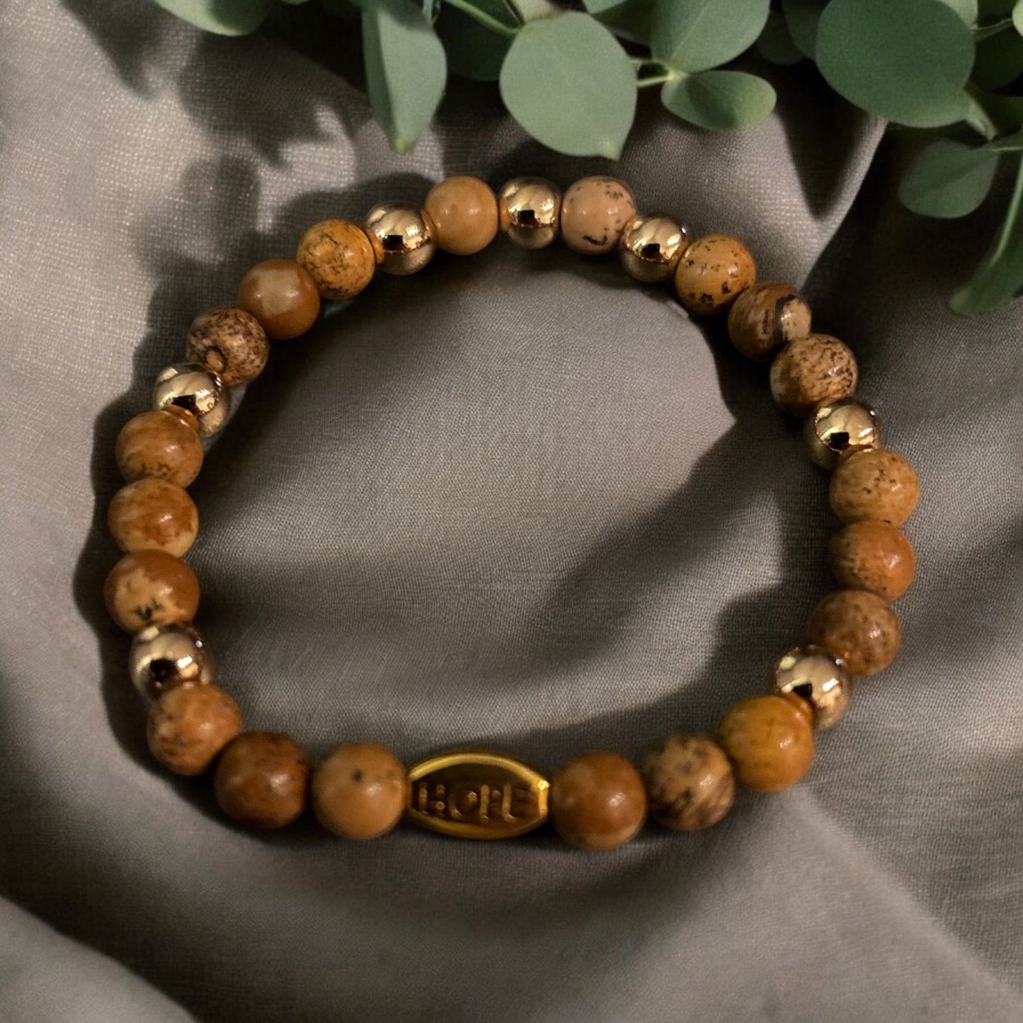 Edelstein Landschaftsjaspis Armband mit „Hope“ Detail