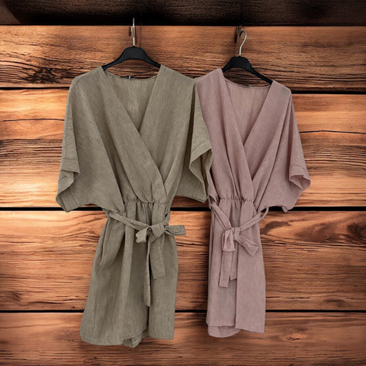 Kurzer Leinen Jumpsuit mit Taschen