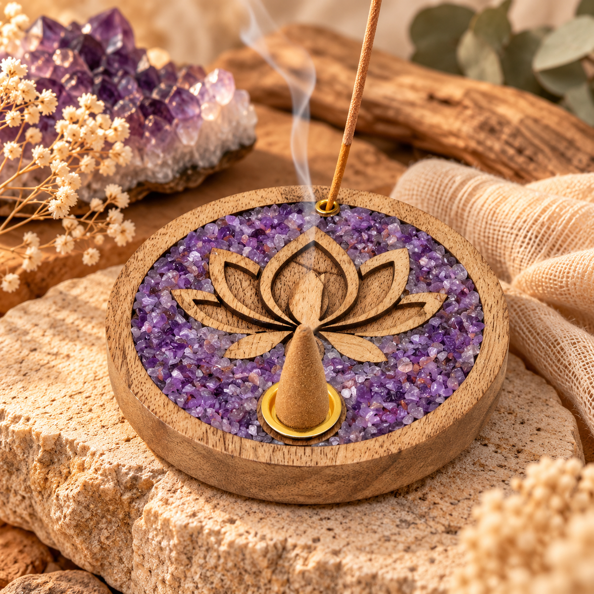 Räucherstäbchen- & Räucherkegelhalter – Lotusblume mit Amethyst