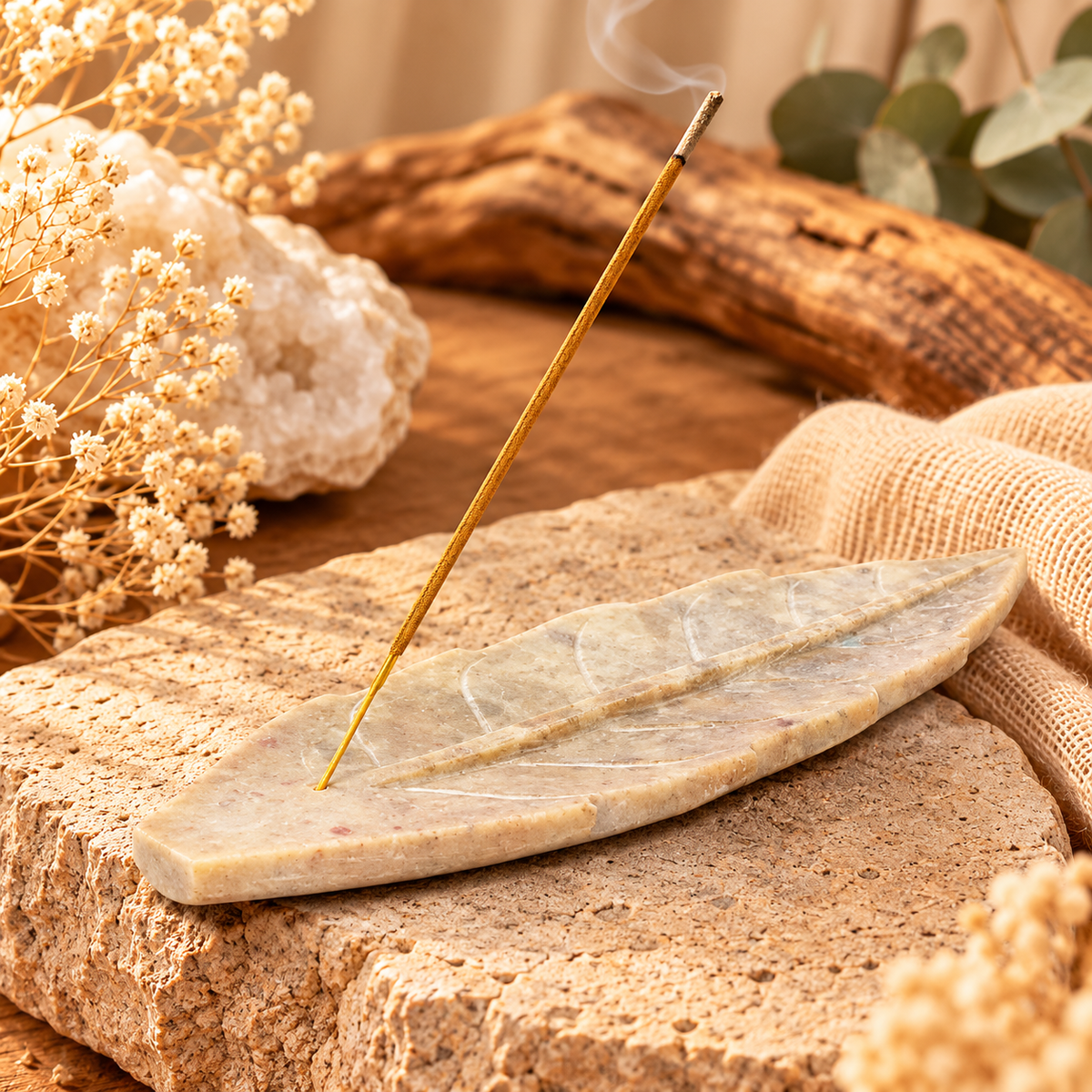 Räucherstäbchenhalter – Blattform aus natürlichem Speckstein