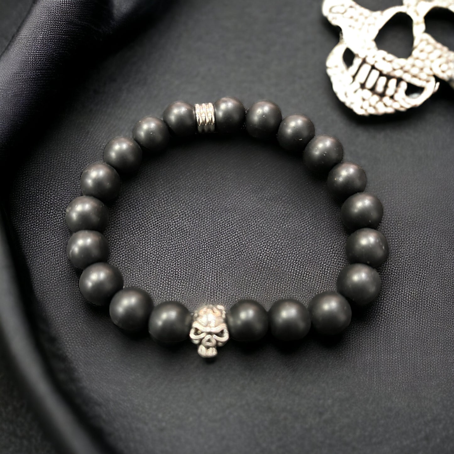 Edelstein Onyx Armband matt mit Skull